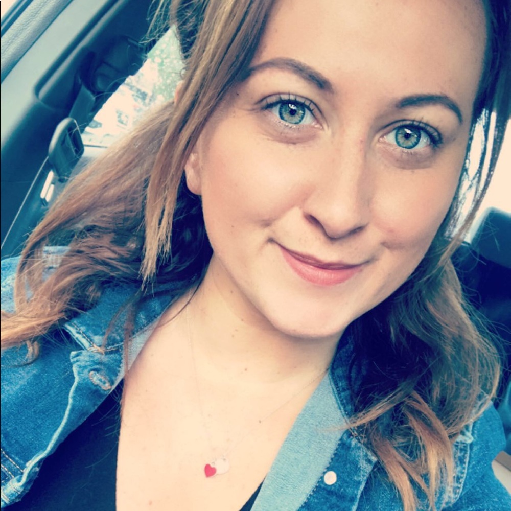 Meet your Posher, Monika